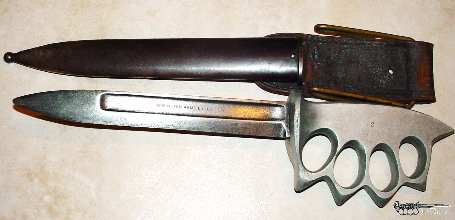 Remington Knuckle Knife